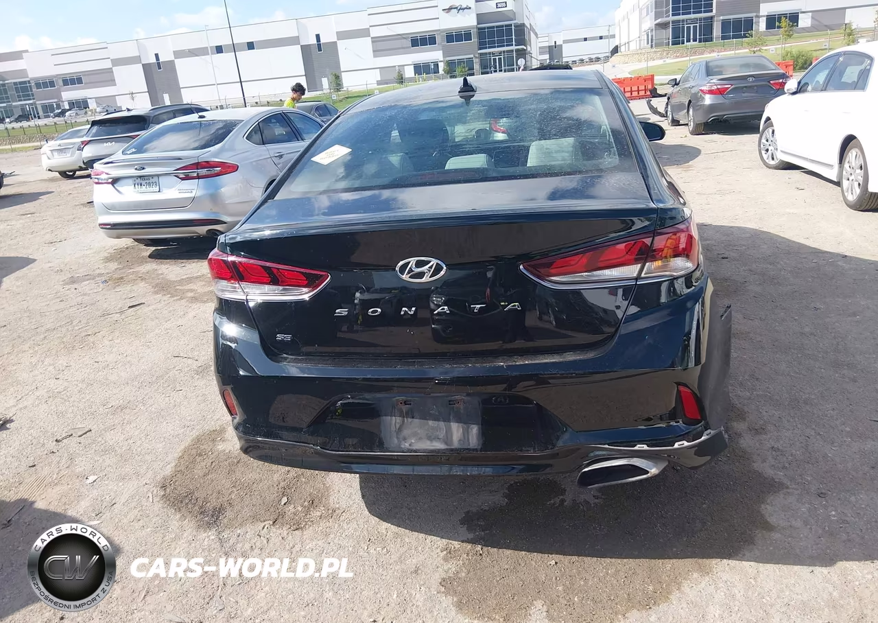 2018 Hyundai Sonata Se VIN:5NPE24AF1JH664306 - 16