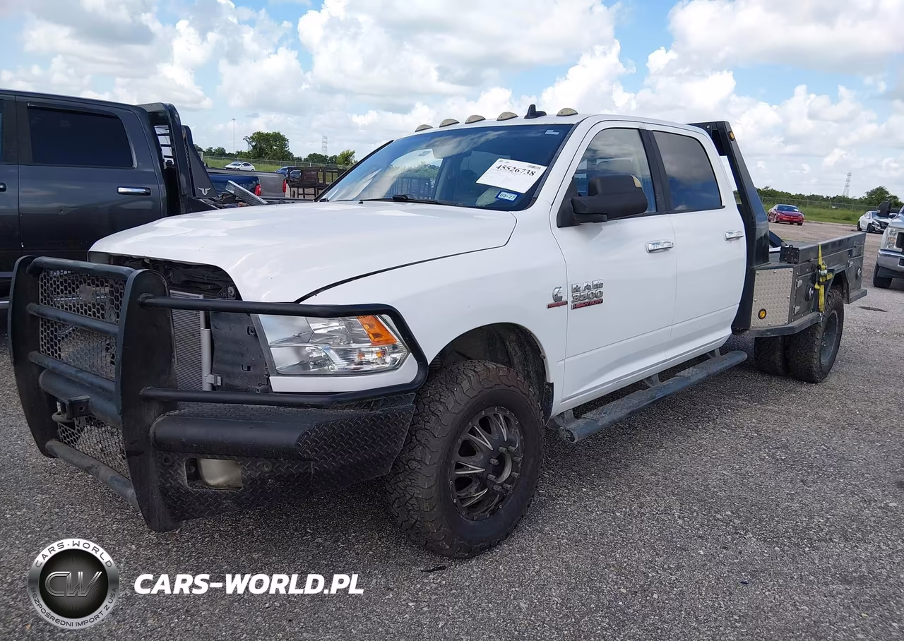 2017 Ram 3500 Big Horn 4X2 8' Box VIN:3C63RPHLXHG526662 - 2