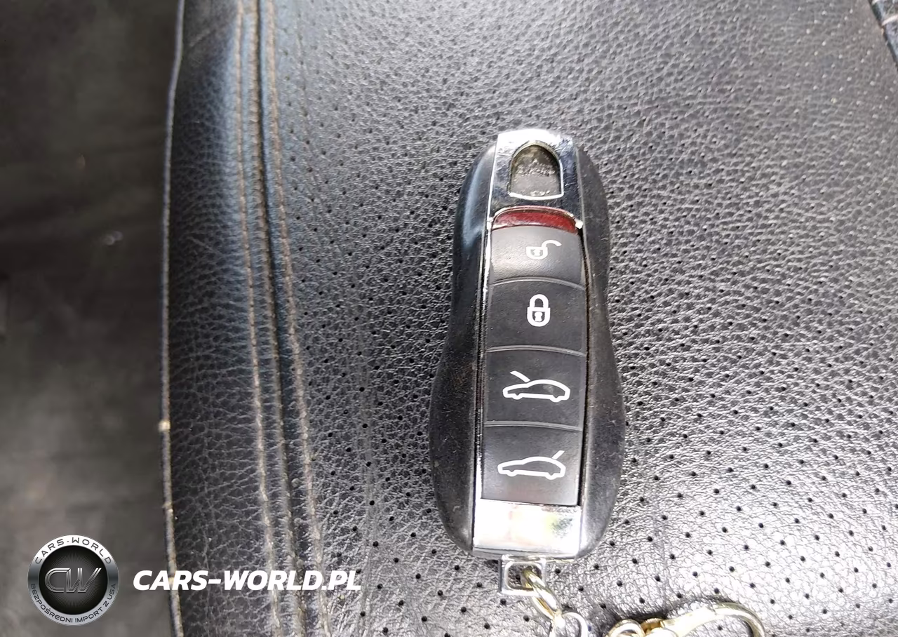 2011 Porsche Cayenne VIN:WP1AA2A27BLA03698 - 11