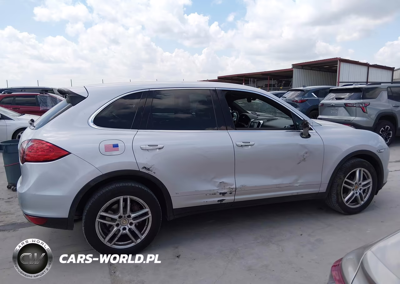2011 Porsche Cayenne VIN:WP1AA2A27BLA03698 - 14