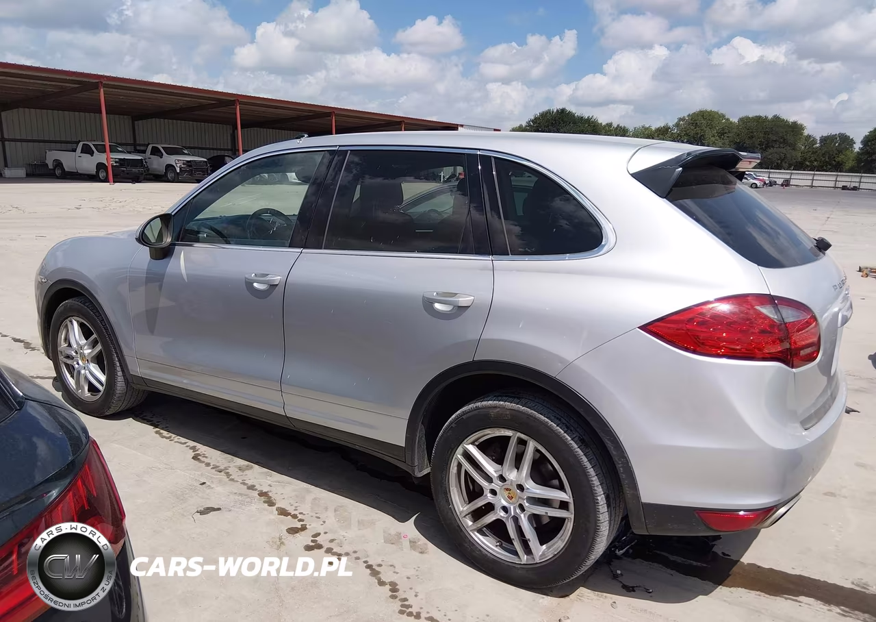 2011 Porsche Cayenne VIN:WP1AA2A27BLA03698 - 15