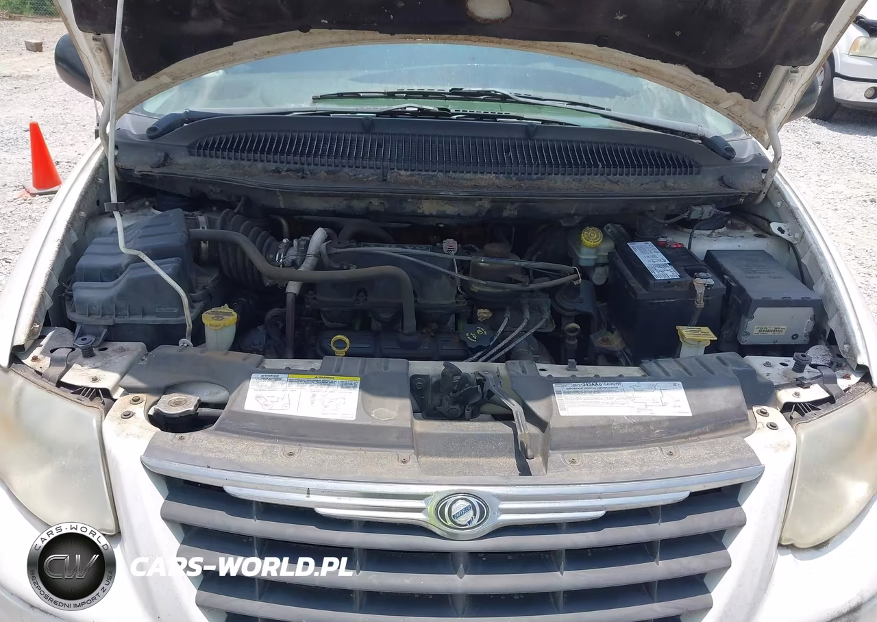 2005 Chrysler Town & Country Lx VIN:2C4GP44R35R514545 - 10