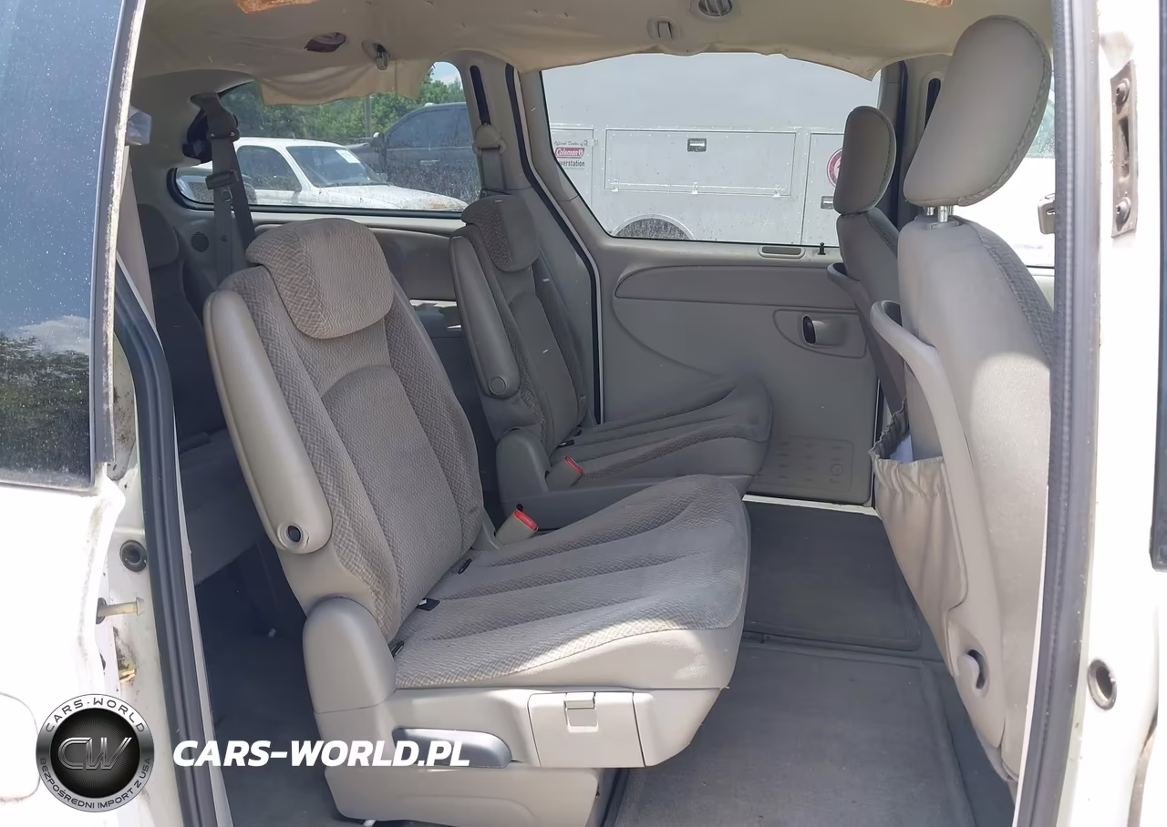 2005 Chrysler Town & Country Lx VIN:2C4GP44R35R514545 - 8
