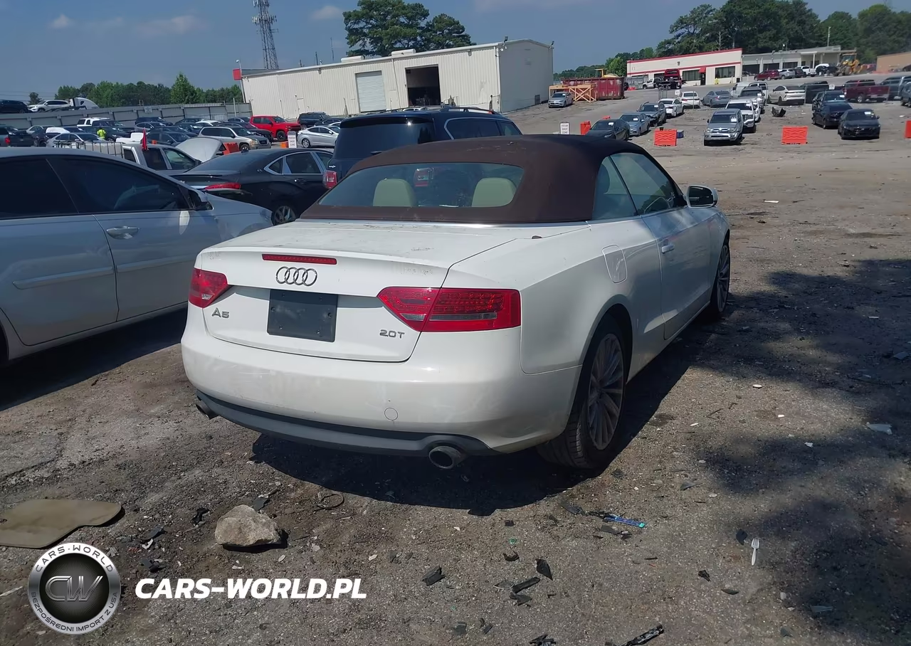 2010 Audi A5 2.0T Premium VIN:WAUJFAFH4AN024549 - 4