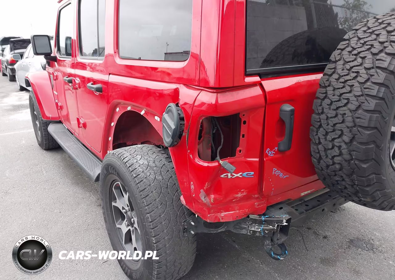 2021 Jeep Wrangler 4Xe Unlimited Sahara 4X4 VIN:1C4JJXP68MW728379 - 6