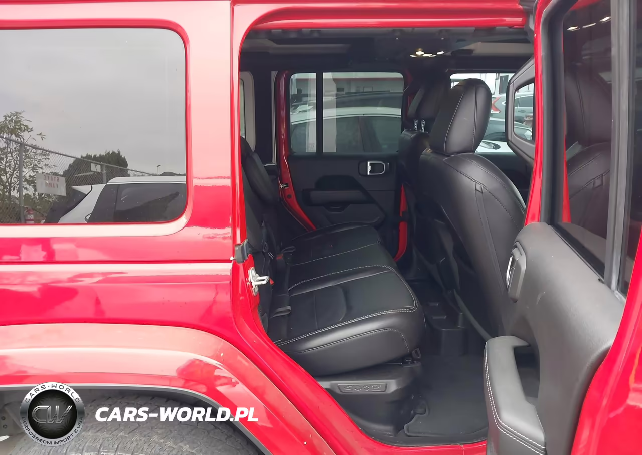 2021 Jeep Wrangler 4Xe Unlimited Sahara 4X4 VIN:1C4JJXP68MW728379 - 8