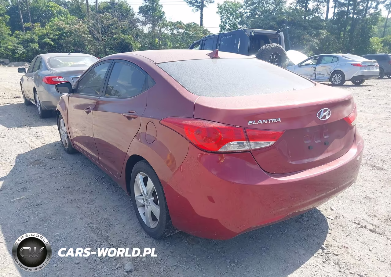 2013 Hyundai Elantra Gls VIN:5NPDH4AE7DH373170 - 3