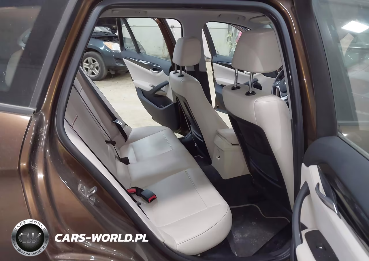 2014 BMW X1 xDrive28I VIN:WBAVL1C5XEVY11323 - 8