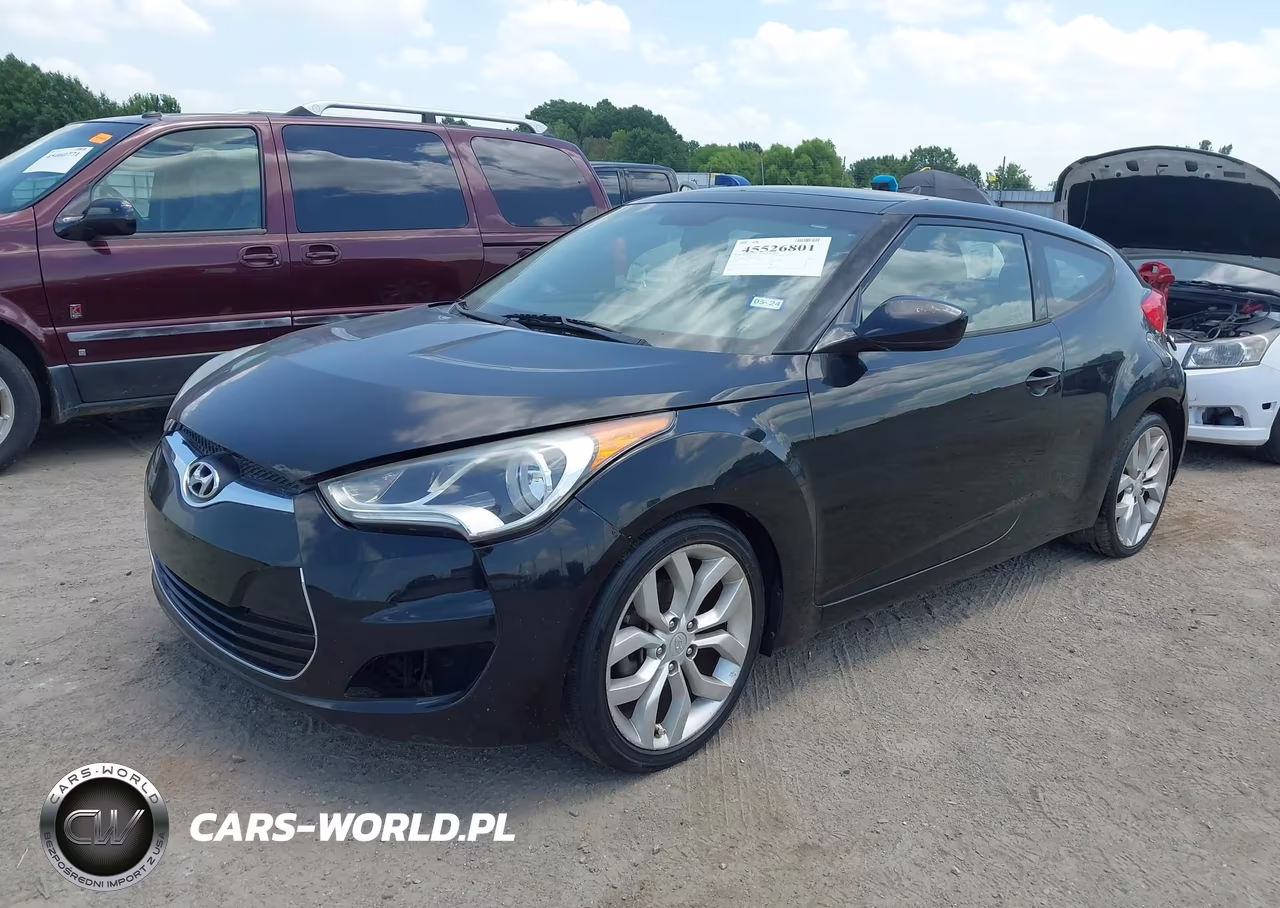 2013 Hyundai Veloster Base W-Black VIN:KMHTC6AD6DU153033 - 2