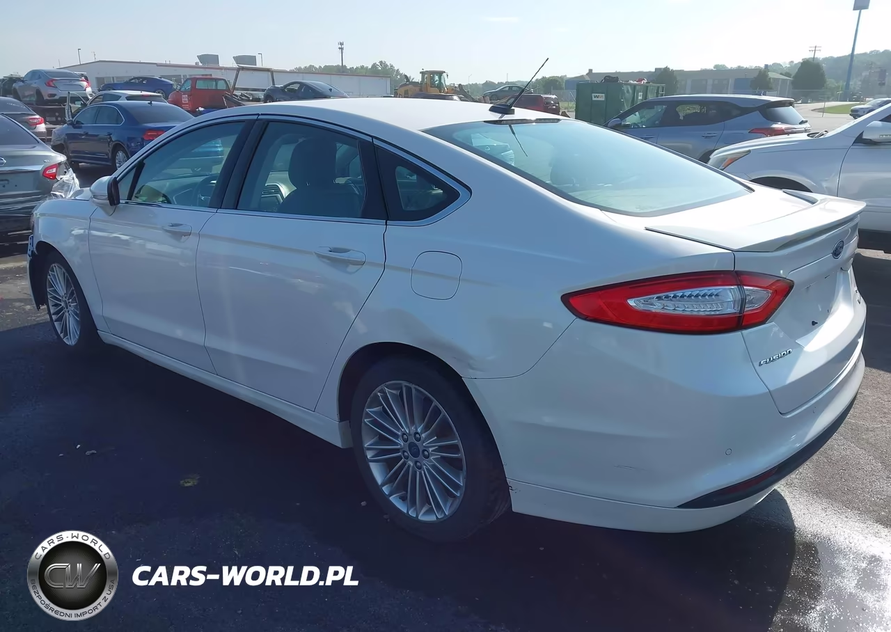 2013 Ford Fusion Se VIN:3FA6P0HR7DR322395 - 3