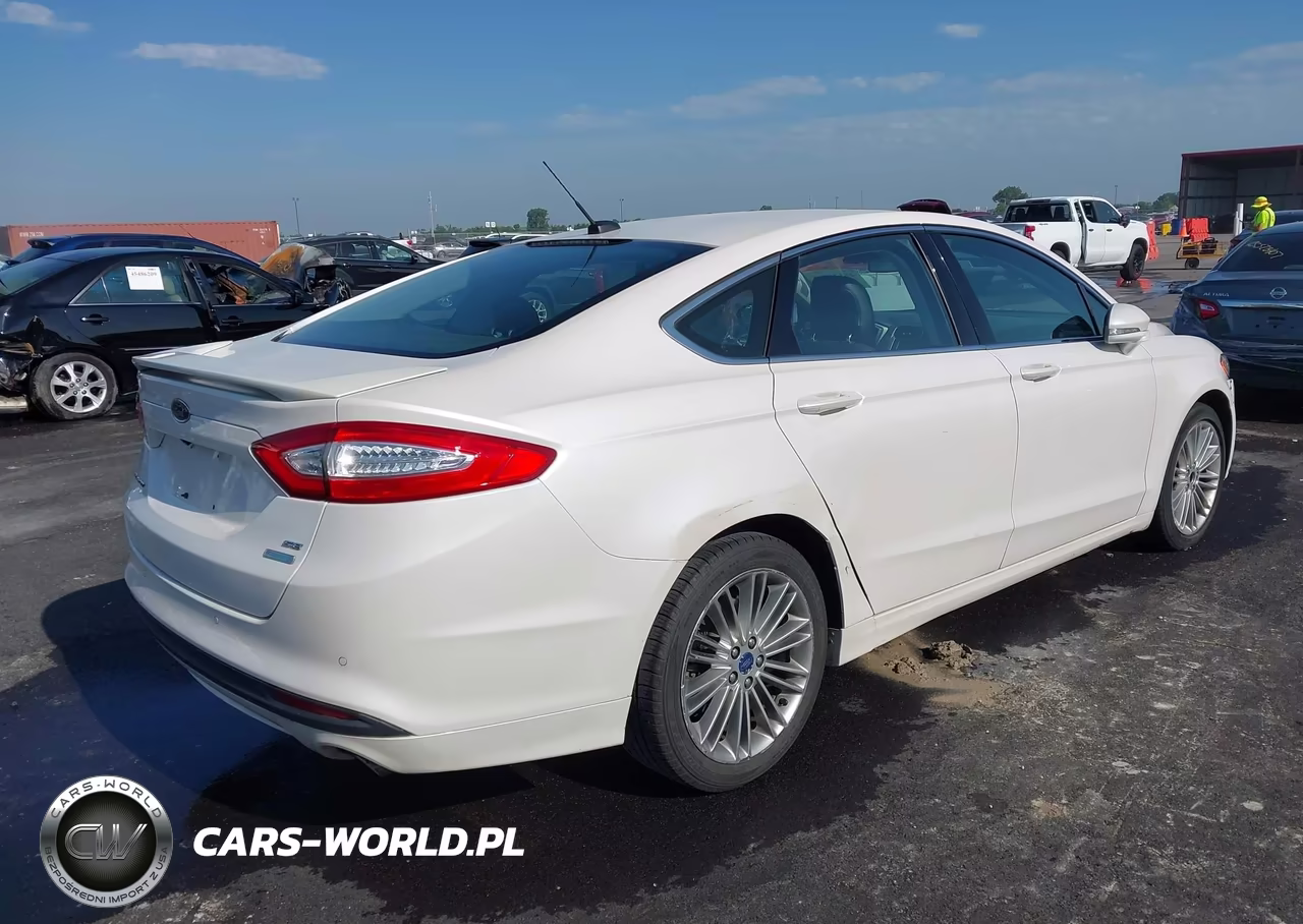 2013 Ford Fusion Se VIN:3FA6P0HR7DR322395 - 4
