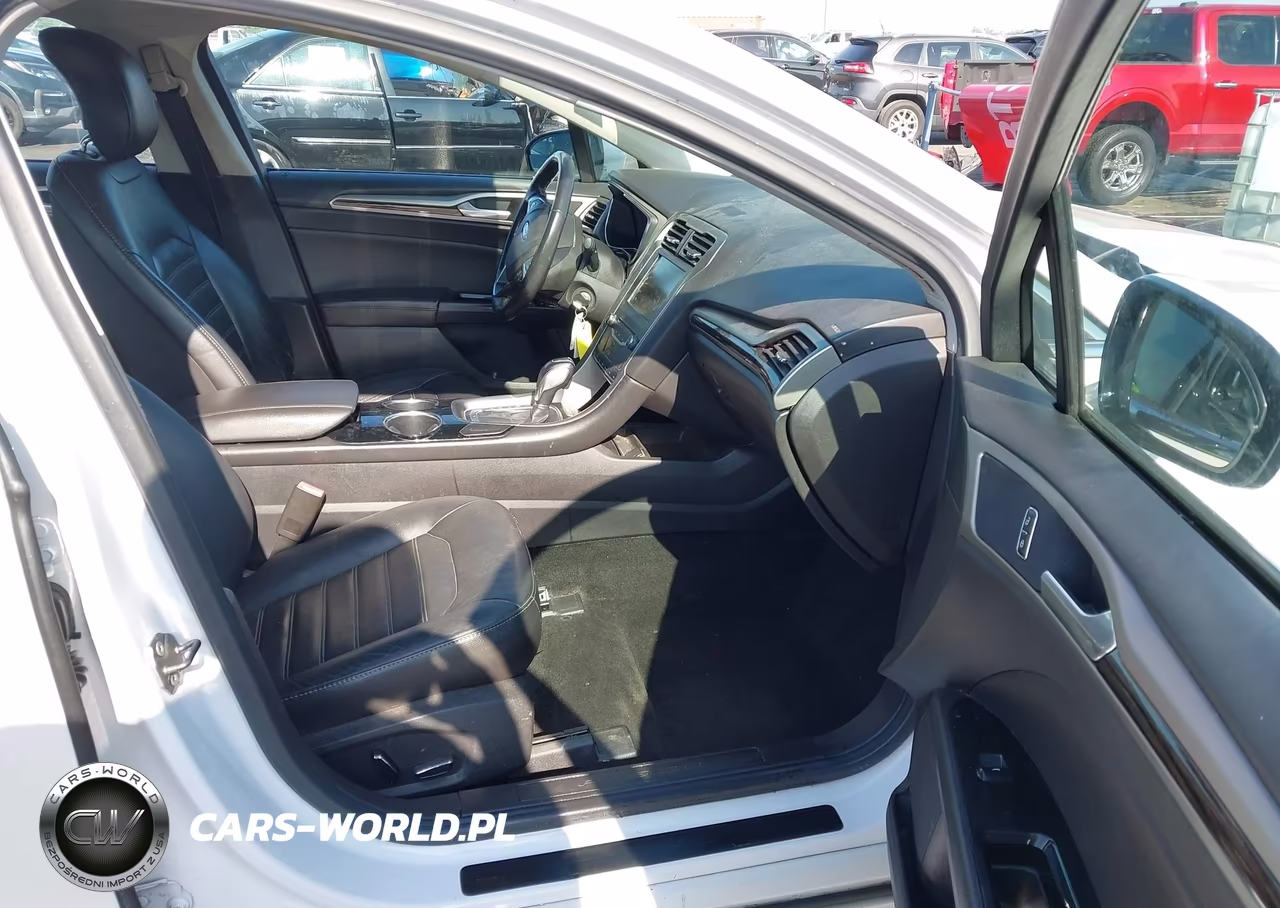 2013 Ford Fusion Se VIN:3FA6P0HR7DR322395 - 5