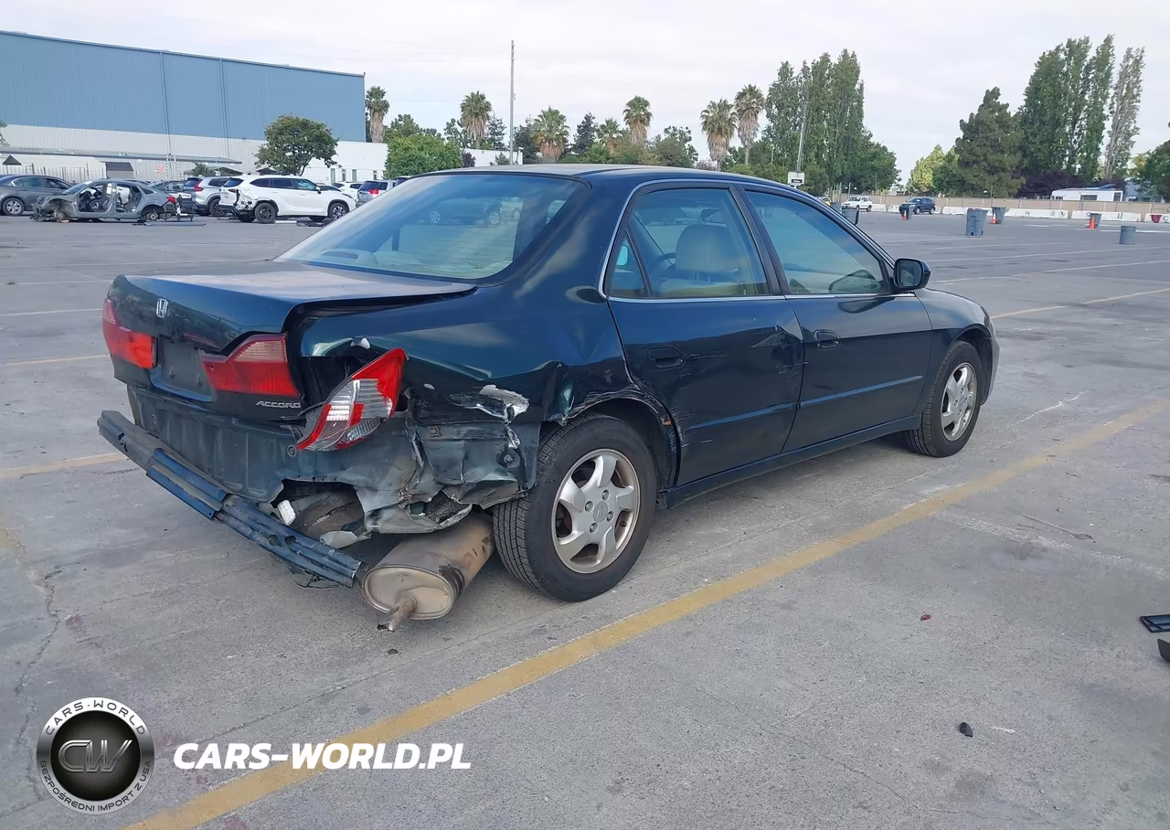 2000 Honda Accord 2.3 Ex VIN:JHMCG6673YC035138 - 4