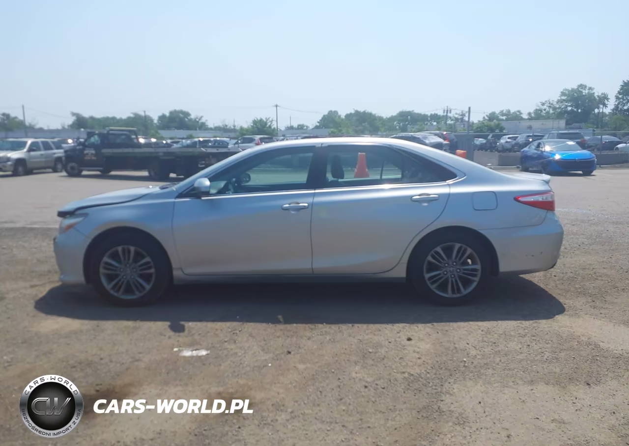 2017 Toyota Camry Se VIN:4T1BF1FK8HU738456 - 14