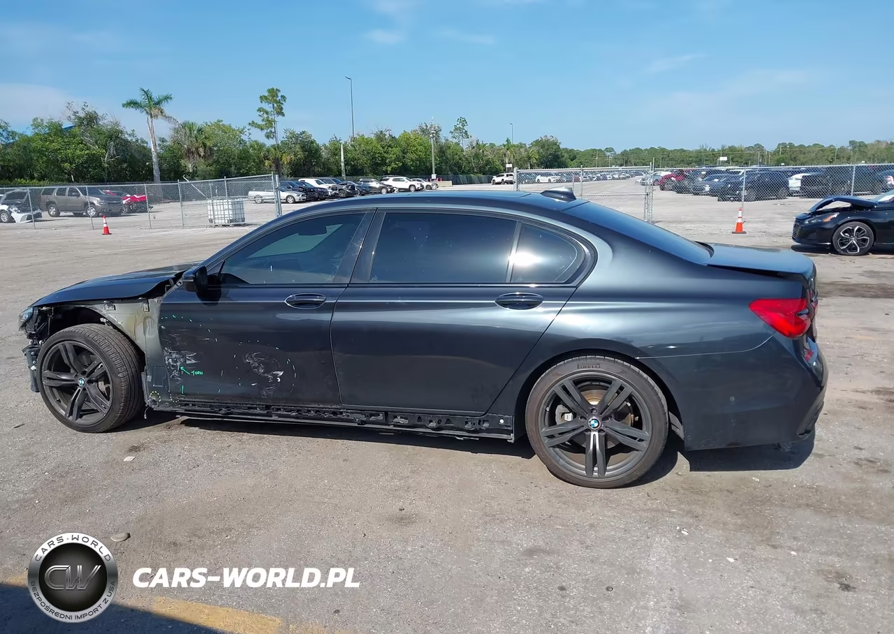 2019 BMW 740I VIN:WBA7E2C58KB454259 - 14