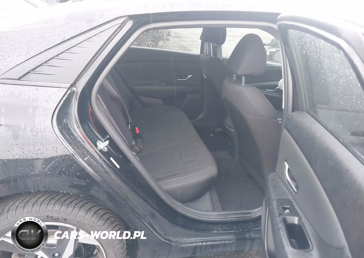 2023 Hyundai Elantra Sel VIN:KMHLS4AGXPU442843 - 8