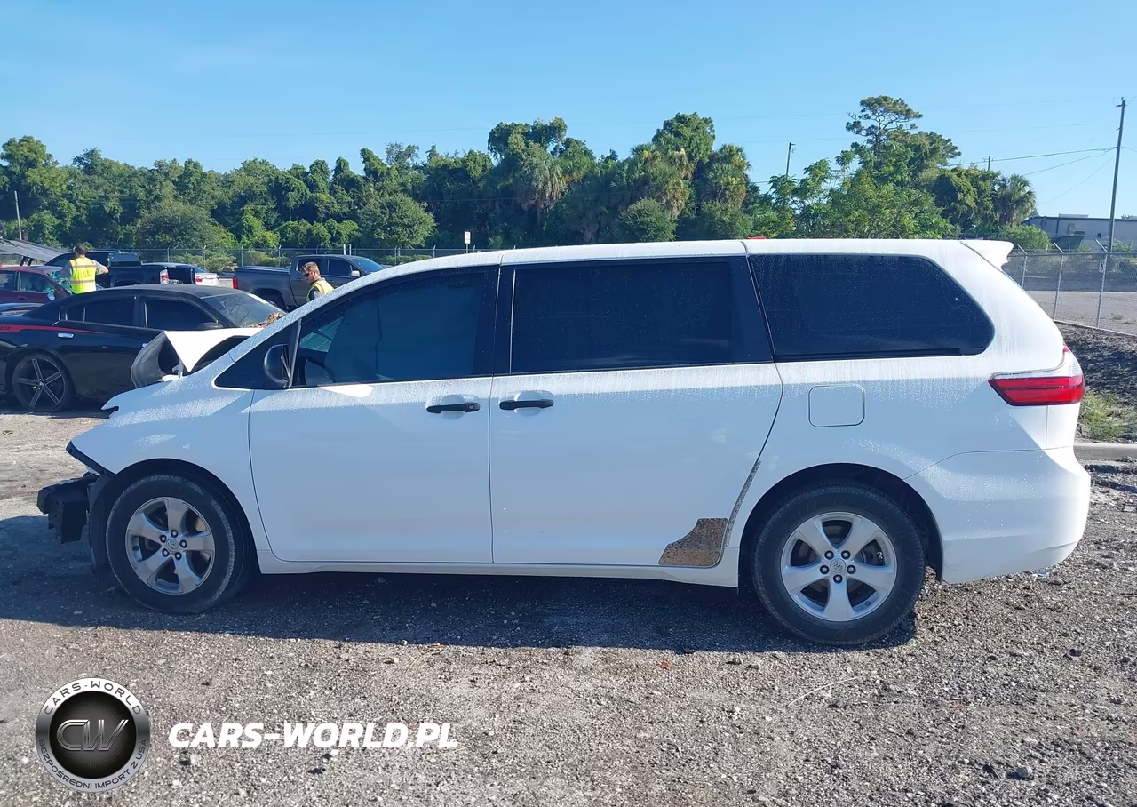 2015 Toyota Sienna L 7 Passenger VIN:5TDZK3DC5FS626222 - 14