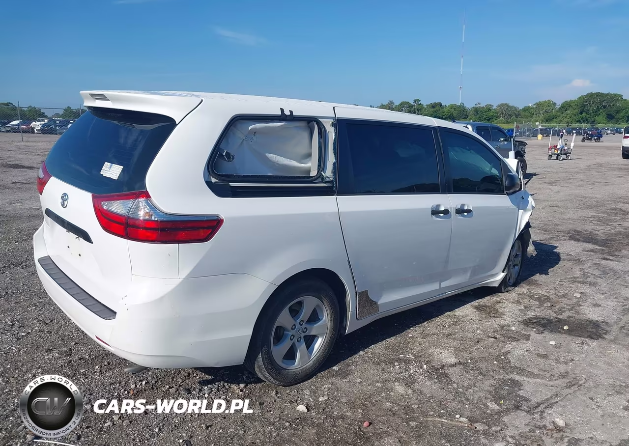 2015 Toyota Sienna L 7 Passenger VIN:5TDZK3DC5FS626222 - 4