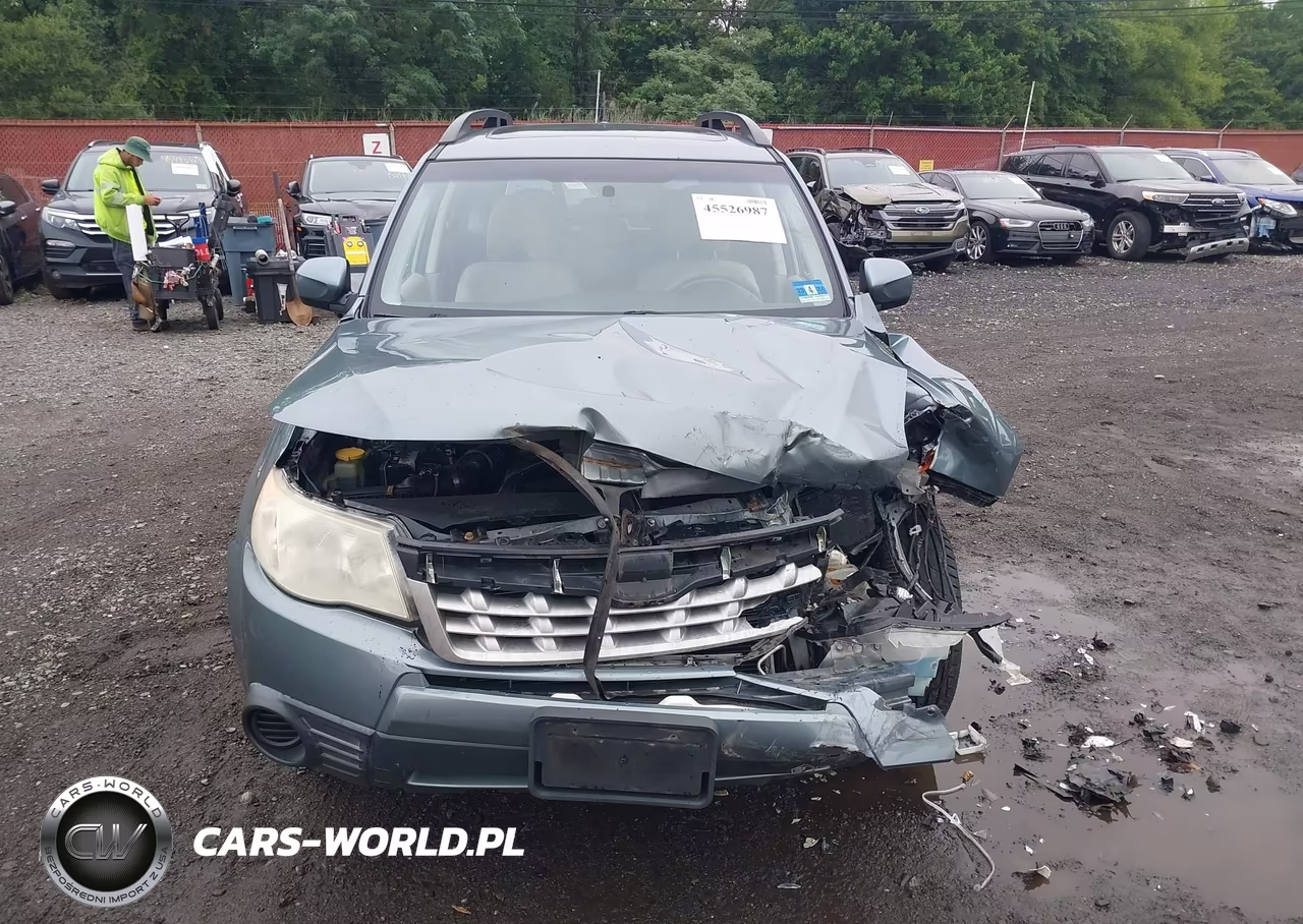 2013 Subaru Forester 2.5X Premium VIN:JF2SHADC5DH431003 - 12