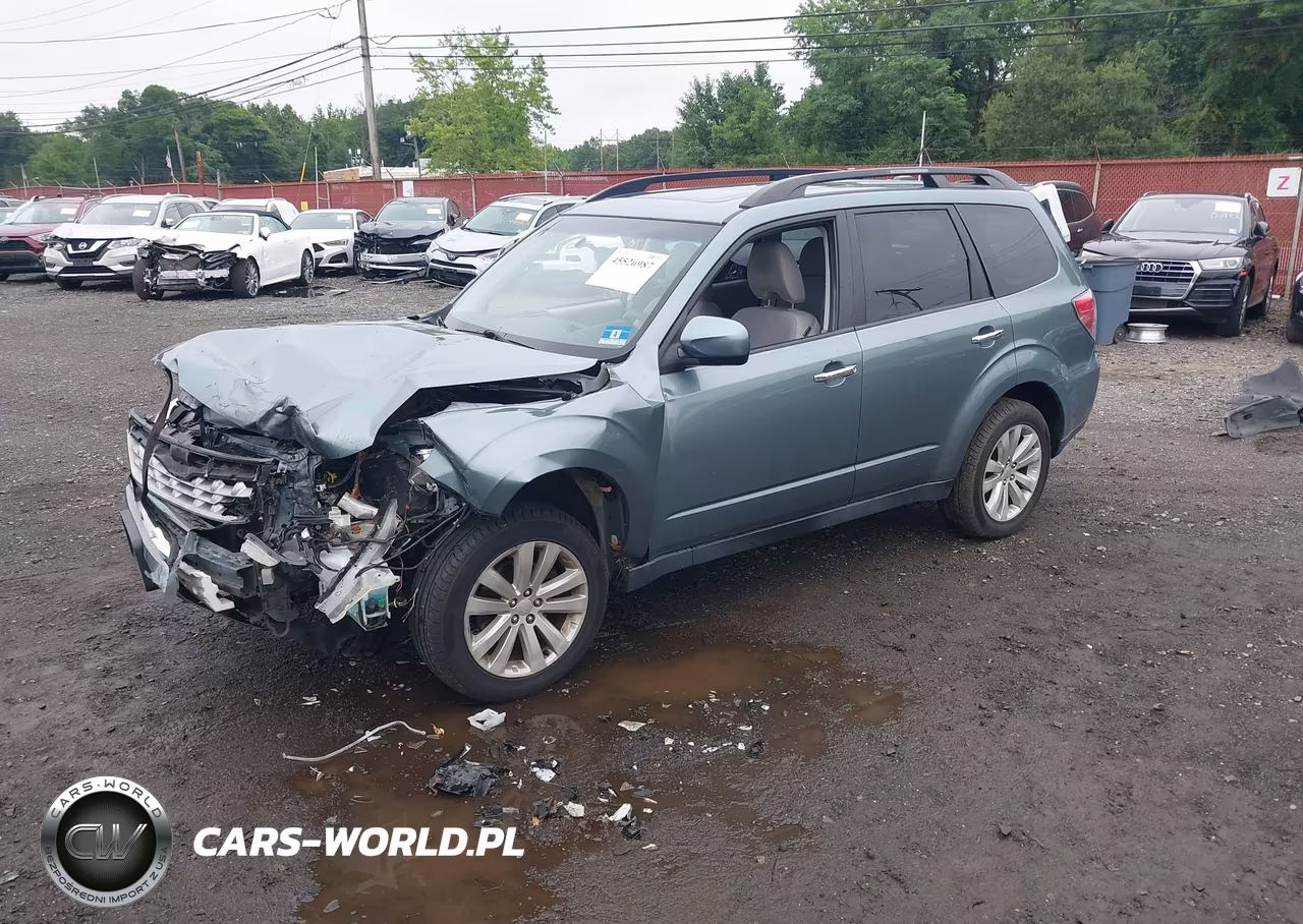 2013 Subaru Forester 2.5X Premium VIN:JF2SHADC5DH431003 - 2