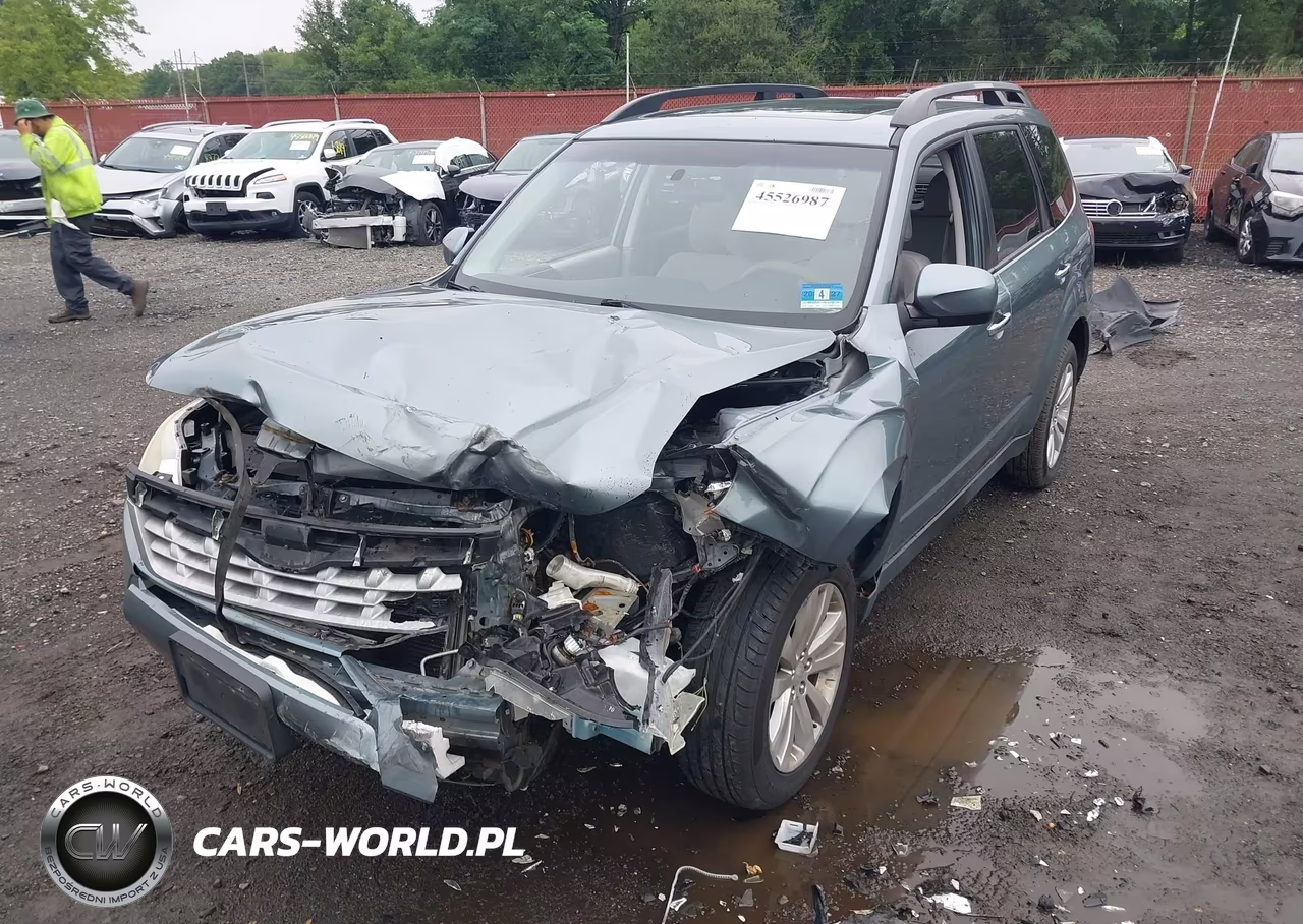 2013 Subaru Forester 2.5X Premium VIN:JF2SHADC5DH431003 - 6