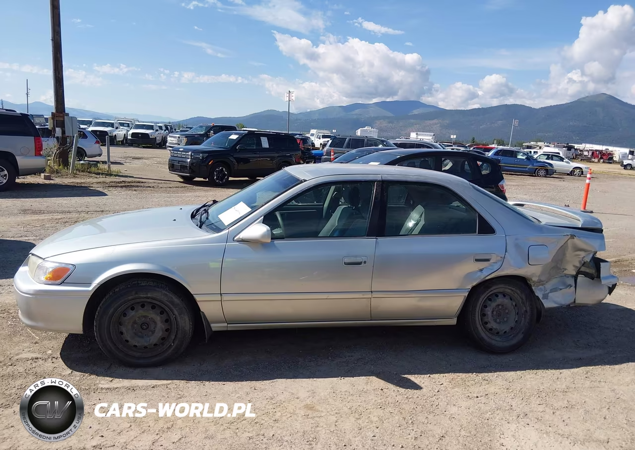 2000 Toyota Camry Le VIN:JT2BG22K4Y0421691 - 15