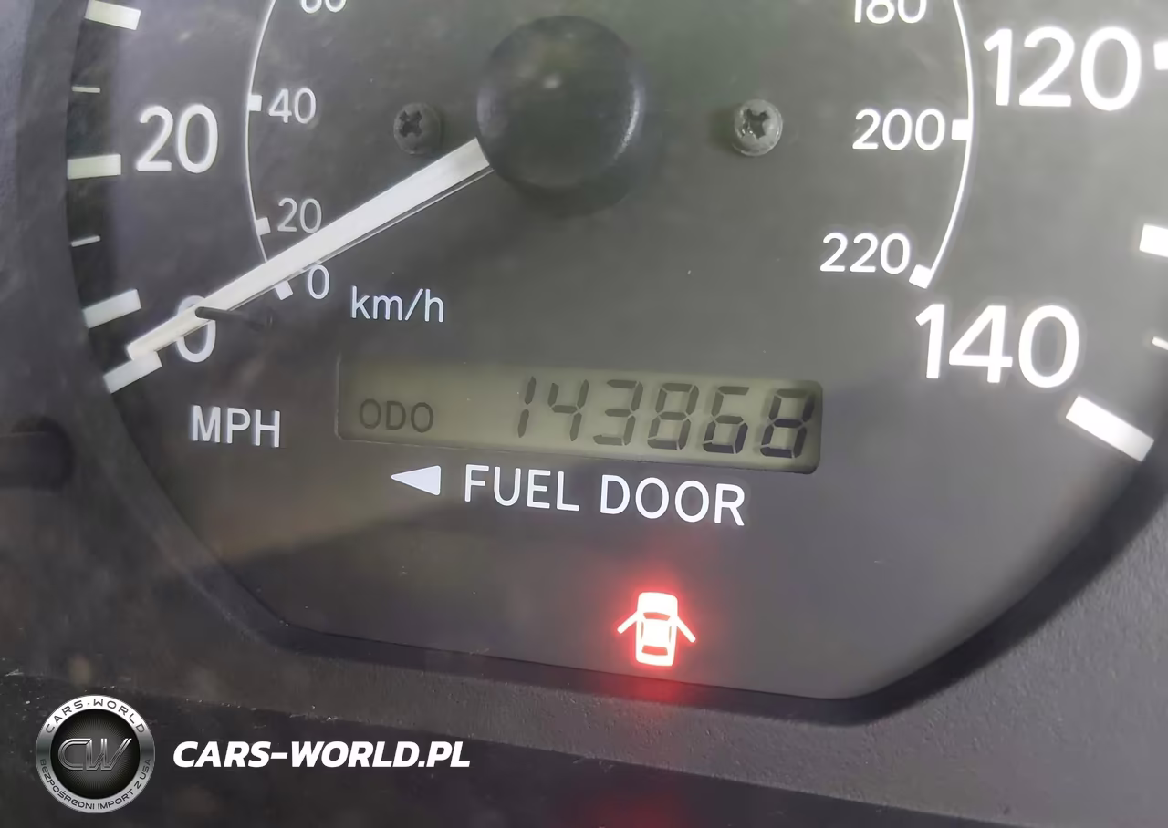 2000 Toyota Camry Le VIN:JT2BG22K4Y0421691 - 16