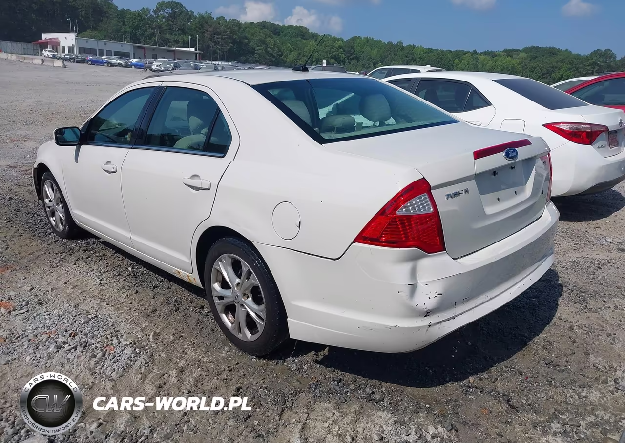 2012 Ford Fusion Se VIN:3FAHP0HA7CR248610 - 3