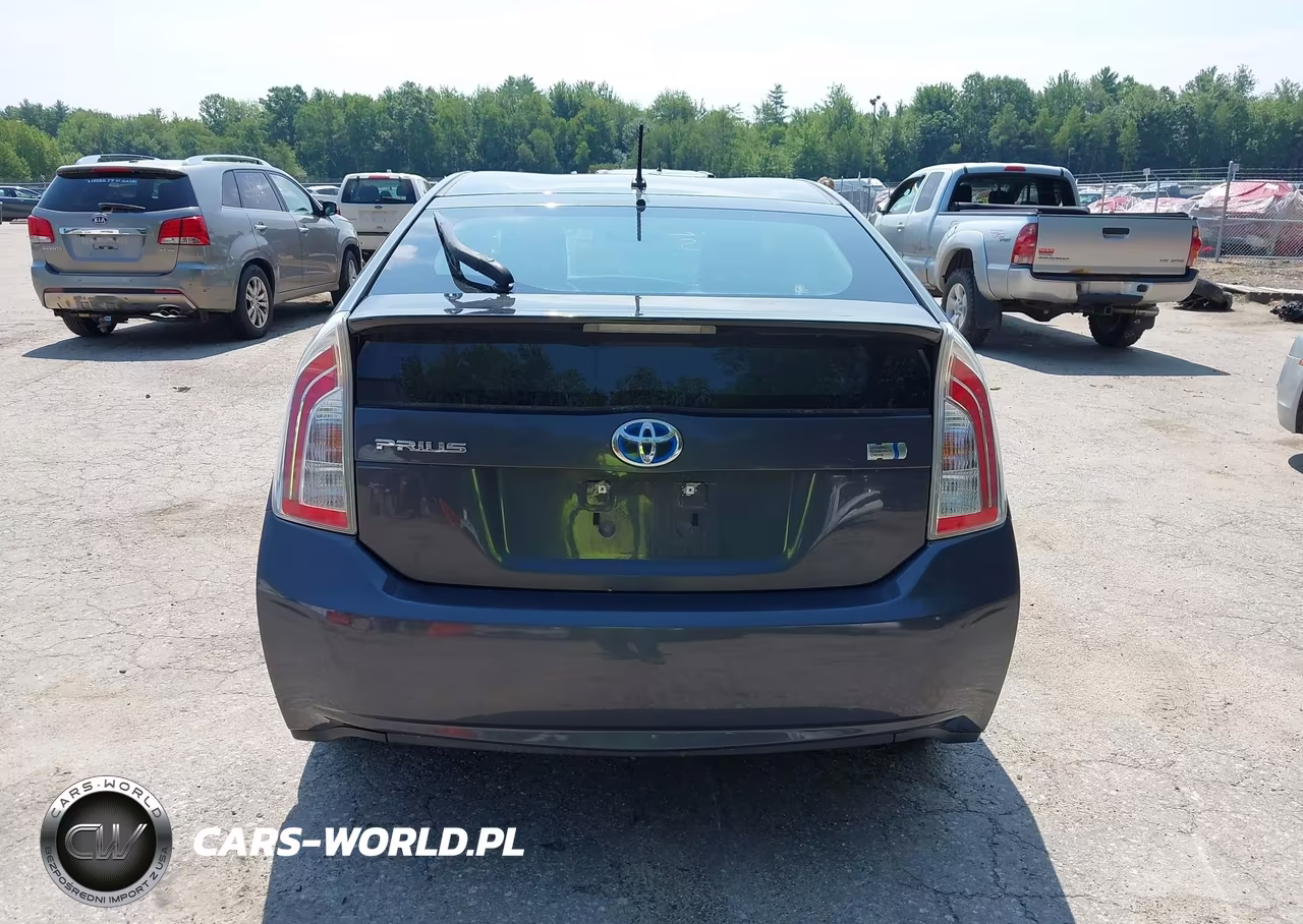 2012 Toyota Prius Two VIN:JTDKN3DU4C5449794 - 16