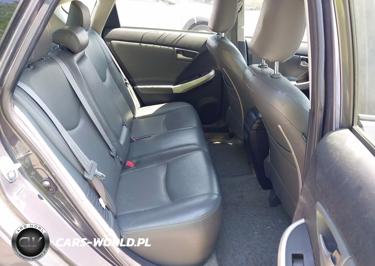 2012 Toyota Prius Two VIN:JTDKN3DU4C5449794 - 8