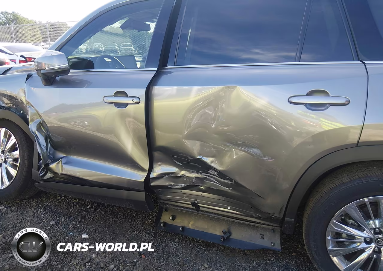 2025 Toyota Grand Highlander Platinum VIN:5TDAAAB55SS095428 - 6