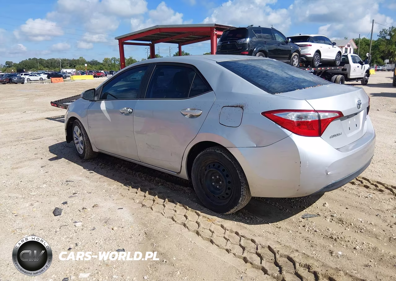 2014 Toyota Corolla Le VIN:2T1BURHE3EC063964 - 3