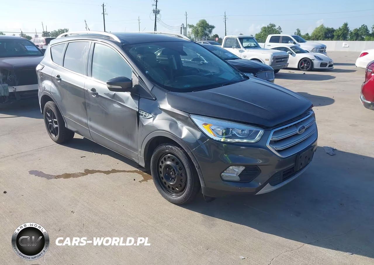 2018 Ford Escape Titanium – zdjęcie 1 z 17