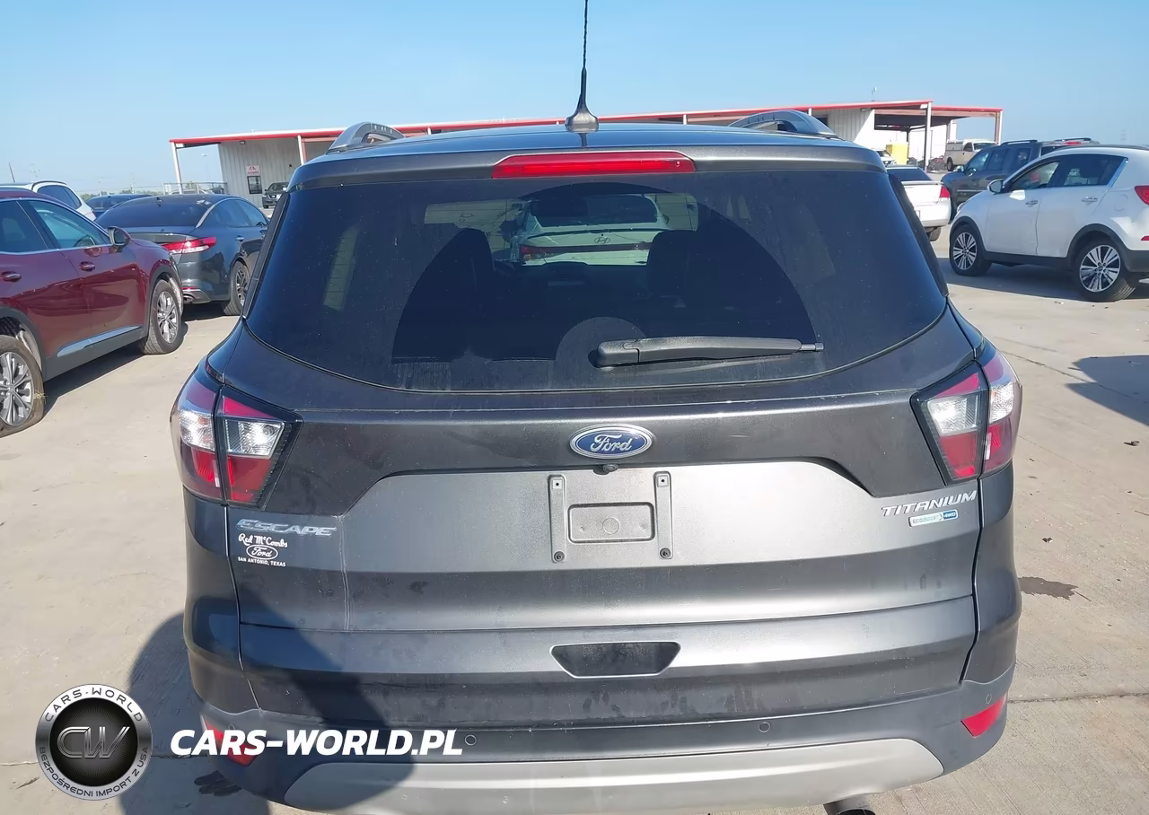 2018 Ford Escape Titanium VIN:1FMCU9J9XJUC89381 - 16