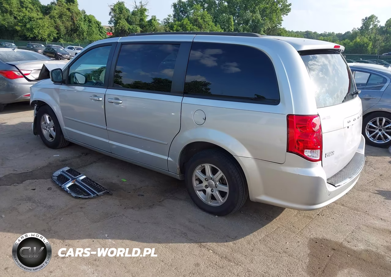 2012 Dodge Grand Caravan Sxt VIN:2C4RDGCG2CR323974 - 3