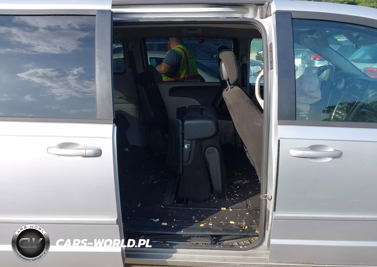 2012 Dodge Grand Caravan Sxt VIN:2C4RDGCG2CR323974 - 8