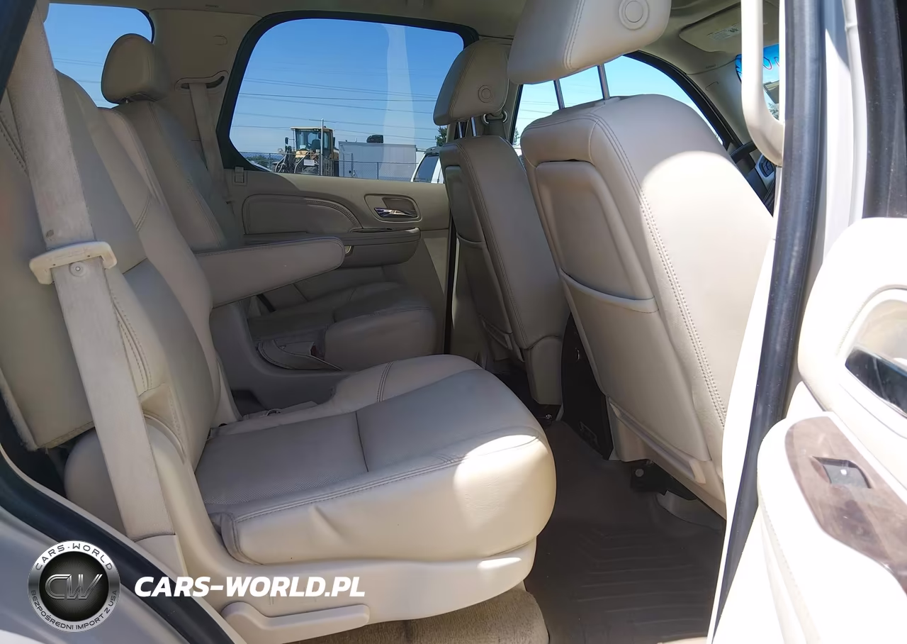 2008 Cadillac Escalade VIN:1GYFK63808R183765 - 8