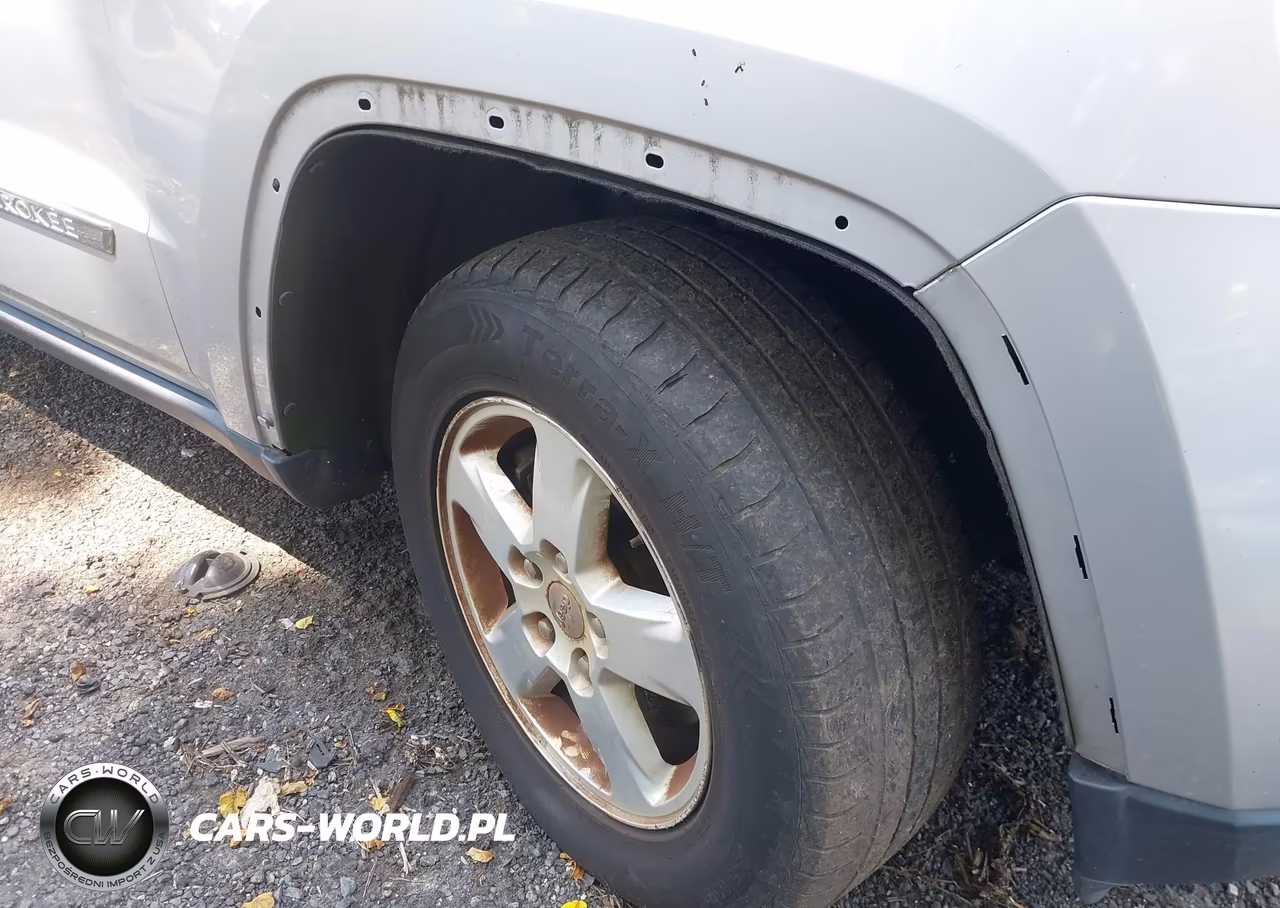 2013 Jeep Grand Cherokee Laredo VIN:1C4RJFAG5DC648361 - 6