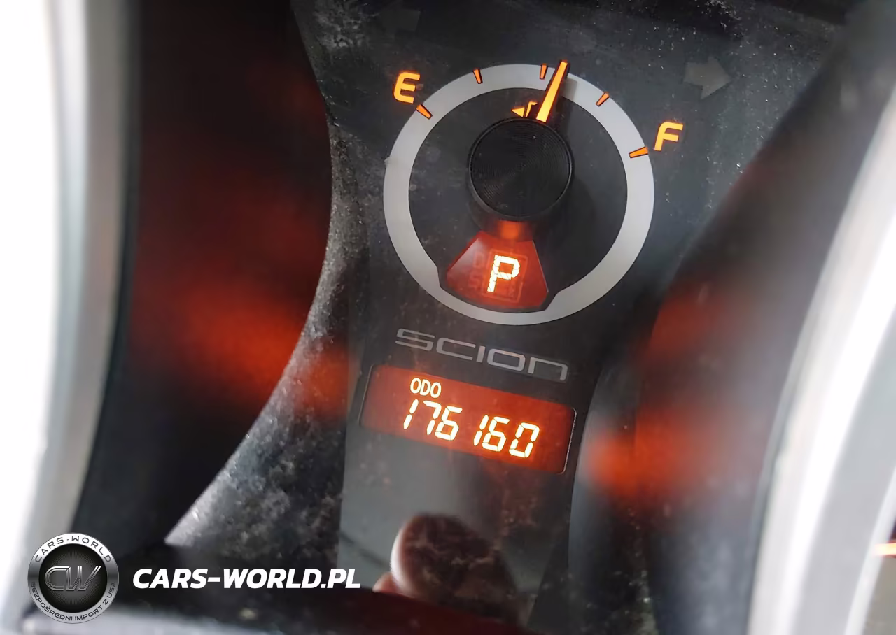2015 Scion Tc VIN:JTKJF5C71FJ000562 - 15