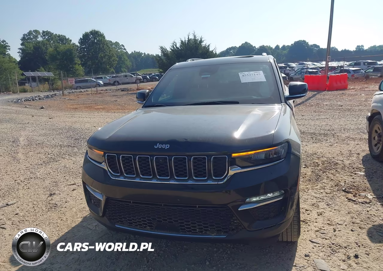 2024 Jeep Grand Cherokee Limited 4X4 VIN:1C4RJHBGXRC166745 - 12