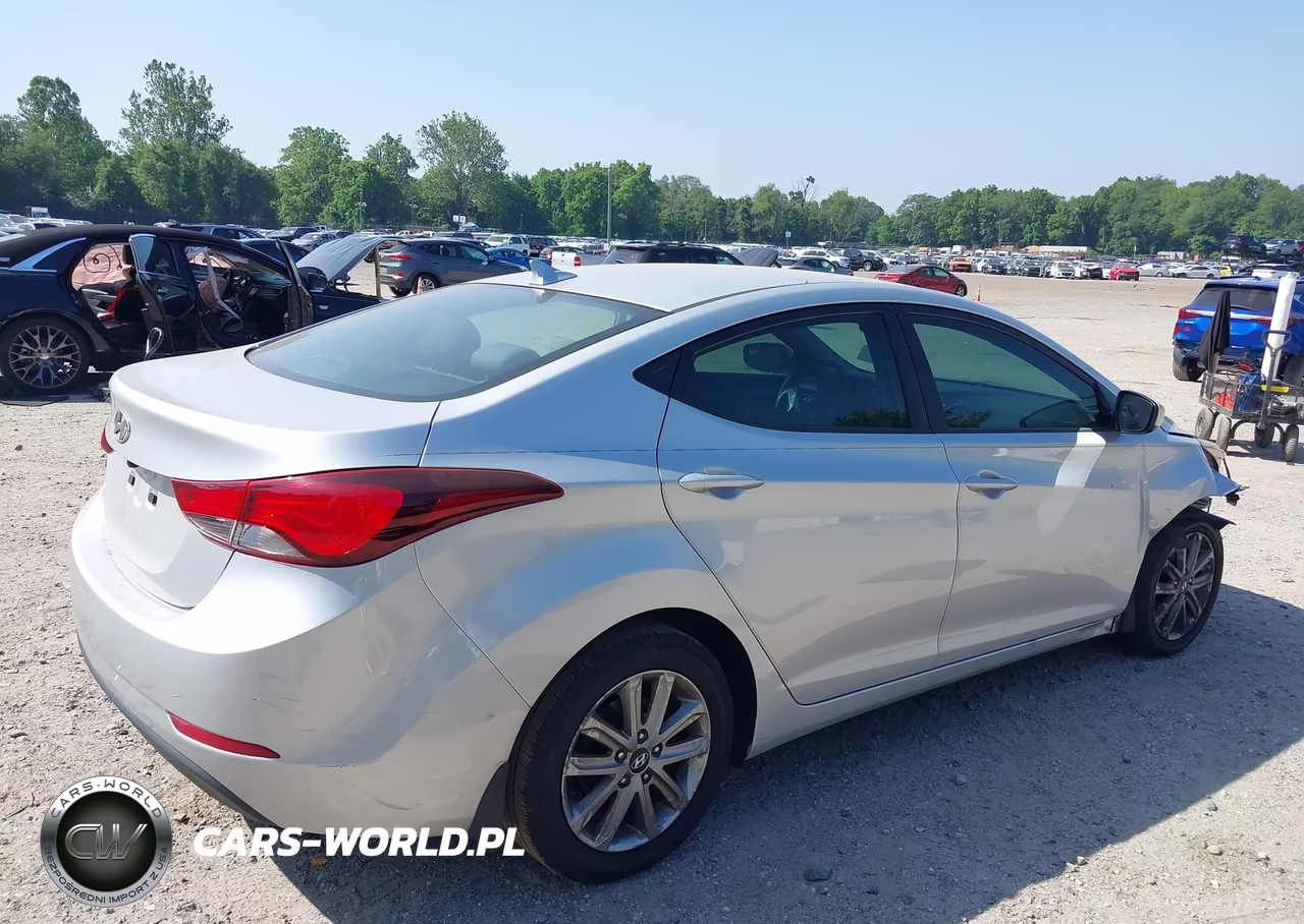 2015 Hyundai Elantra Se VIN:5NPDH4AE6FH622576 - 4