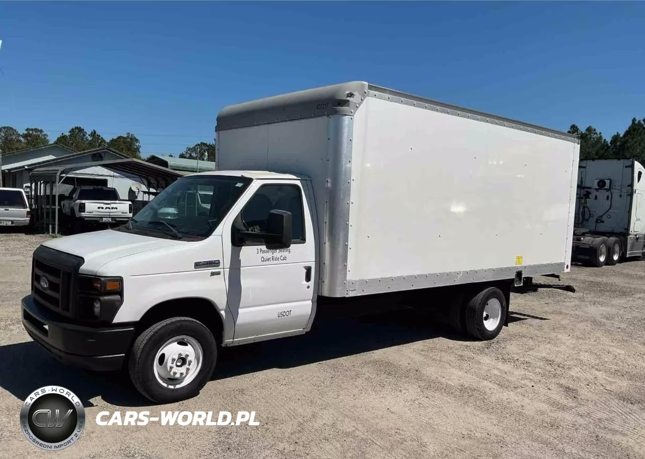 2014 Ford E-350 Cutaway Box Truck