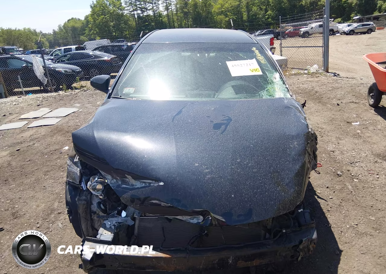 2016 Toyota Camry Hybrid Le VIN:4T1BD1FK6GU181809 - 11
