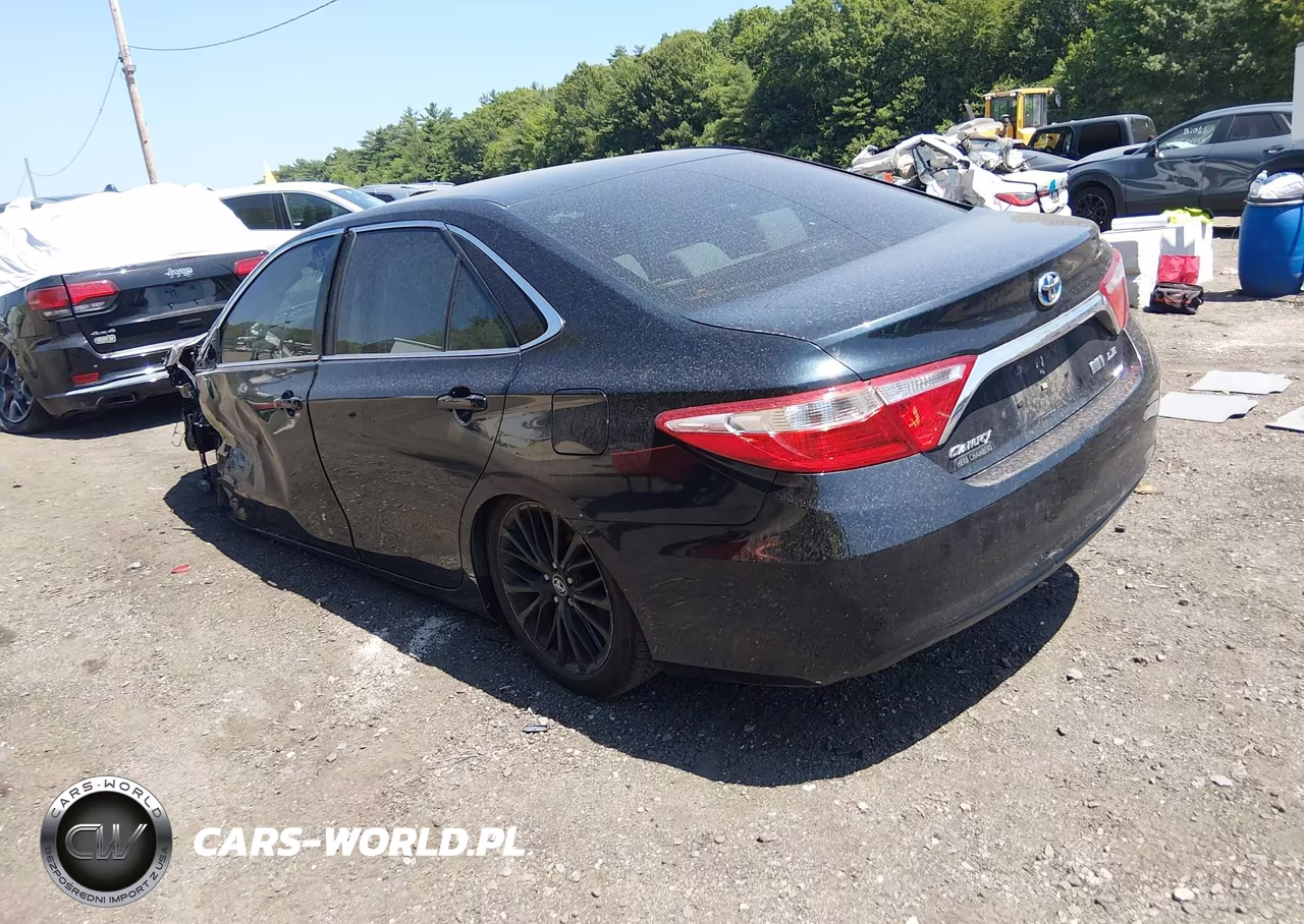 2016 Toyota Camry Hybrid Le VIN:4T1BD1FK6GU181809 - 3