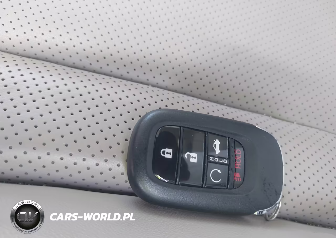 2023 Honda Accord Hybrid Touring VIN:1HGCY2F84PA018201 - 11