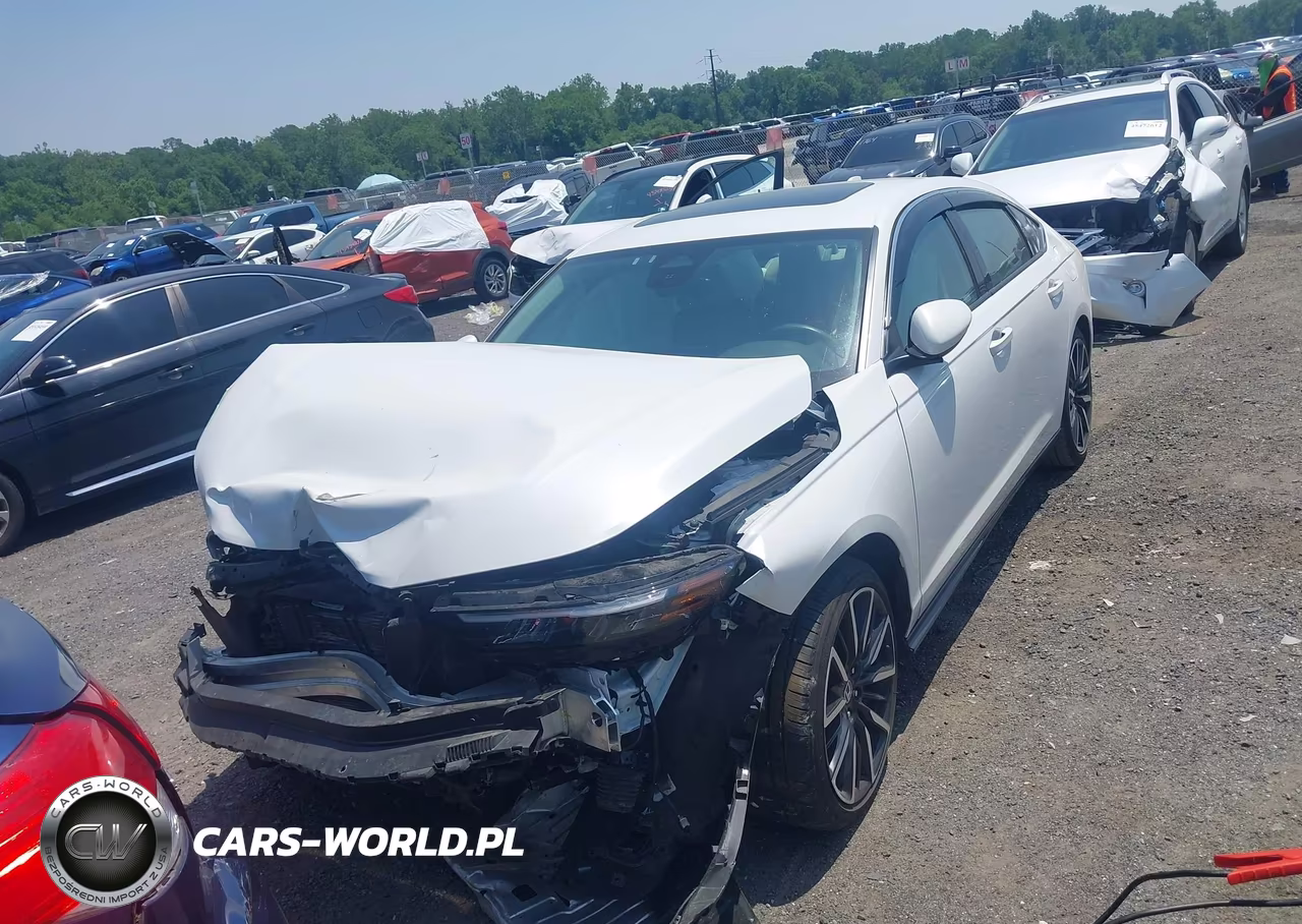 2023 Honda Accord Hybrid Touring VIN:1HGCY2F84PA018201 - 12