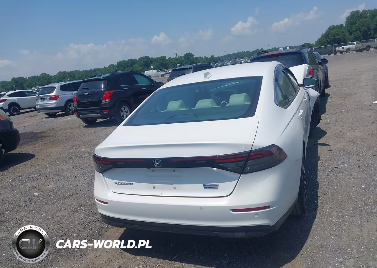 2023 Honda Accord Hybrid Touring VIN:1HGCY2F84PA018201 - 16