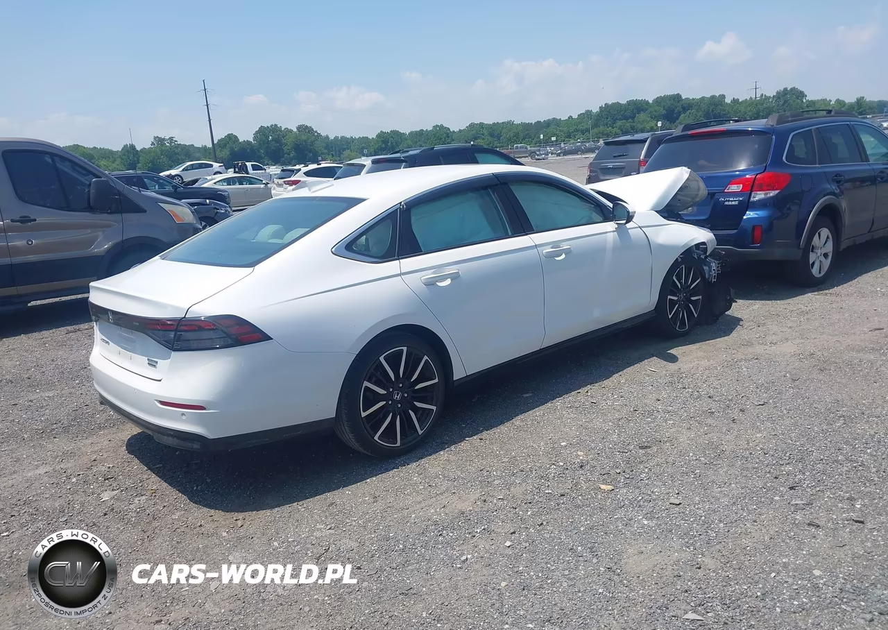 2023 Honda Accord Hybrid Touring VIN:1HGCY2F84PA018201 - 4