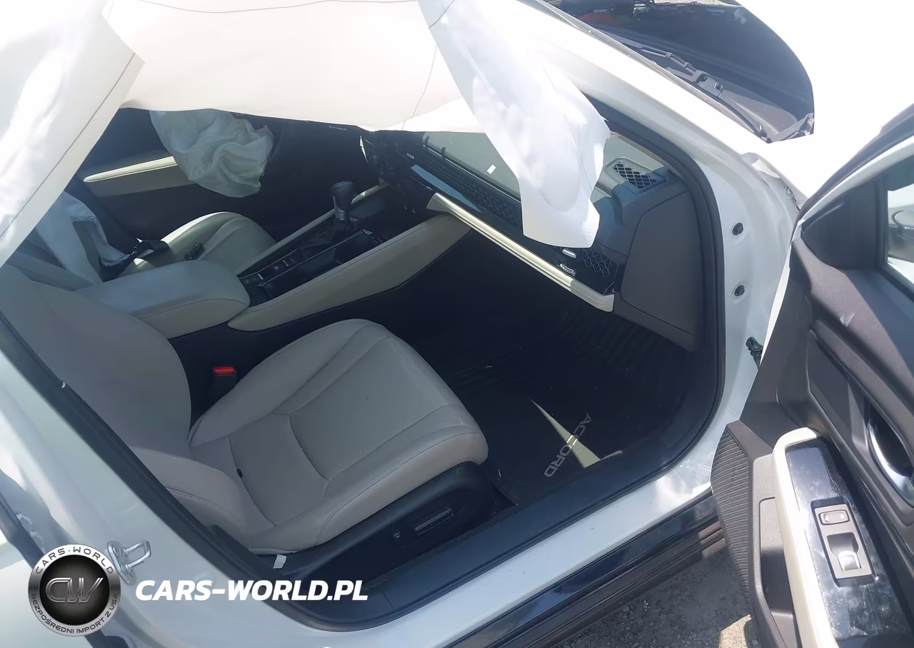 2023 Honda Accord Hybrid Touring VIN:1HGCY2F84PA018201 - 5