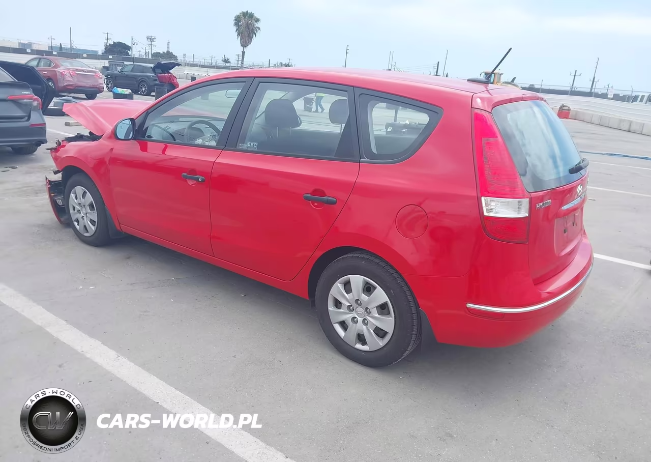 2010 Hyundai Elantra Touring Gls VIN:KMHDB8AE7AU054227 - 3
